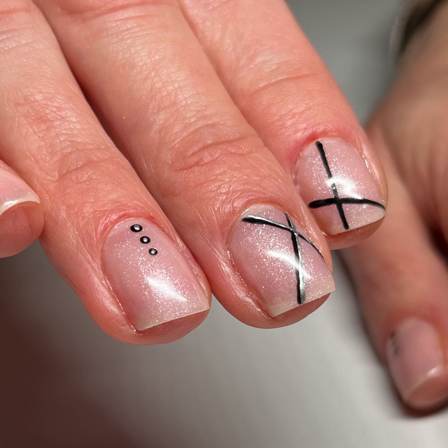 ongles les sables décoration argentée en semi
